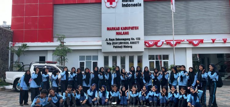 Kunjungan PMR ke Markas PMI Kab. Malang