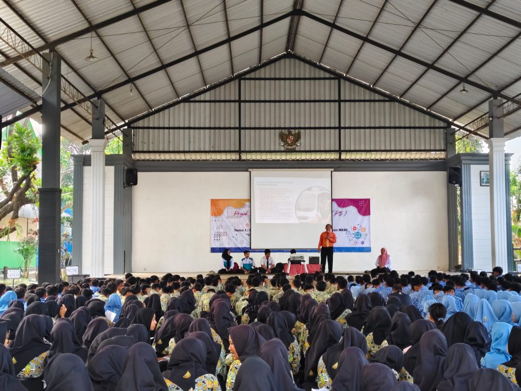 Presentasi dari SMK Mutu Gondanglegi